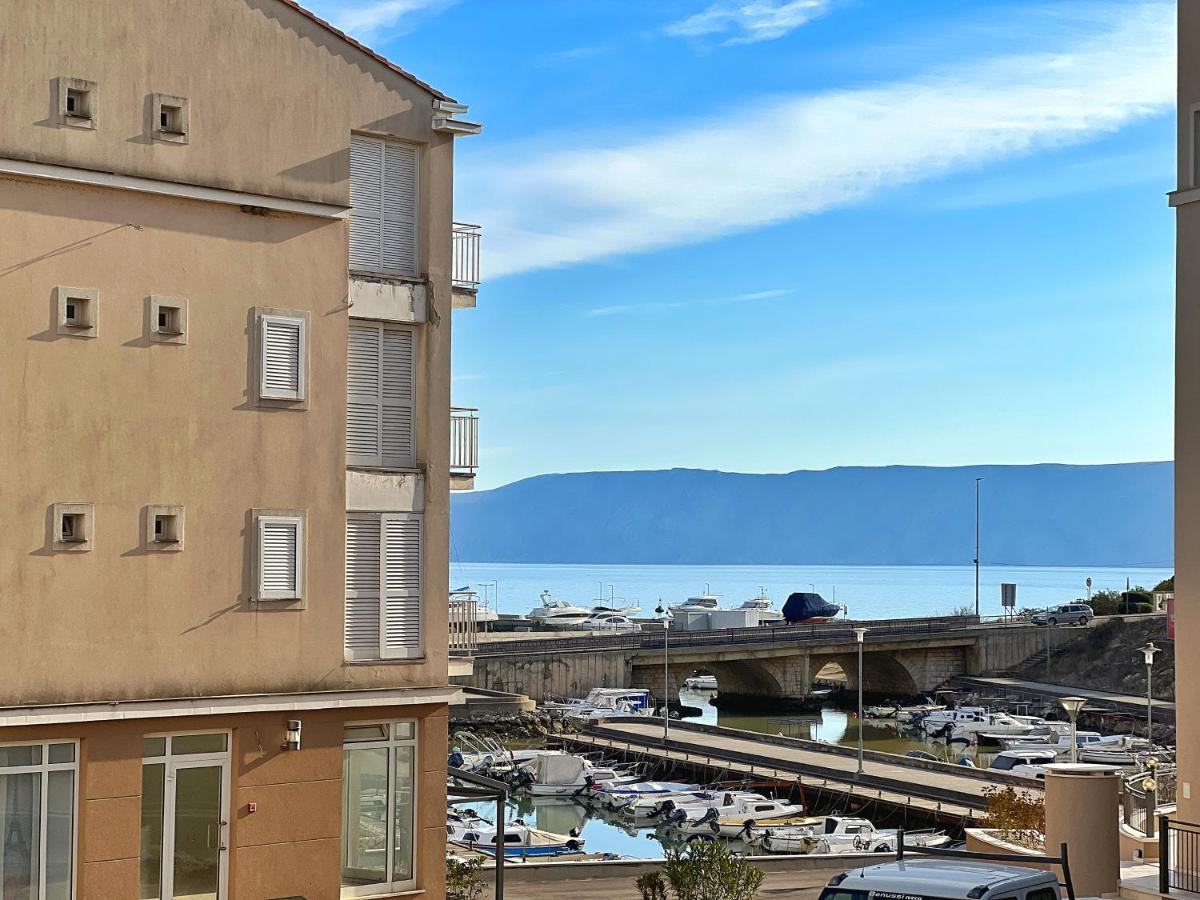 Studio Apartment Marina Mel Novi Vinodolski Bagian luar foto