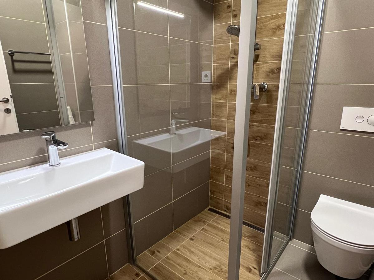 Studio Apartment Marina Mel Novi Vinodolski Bagian luar foto