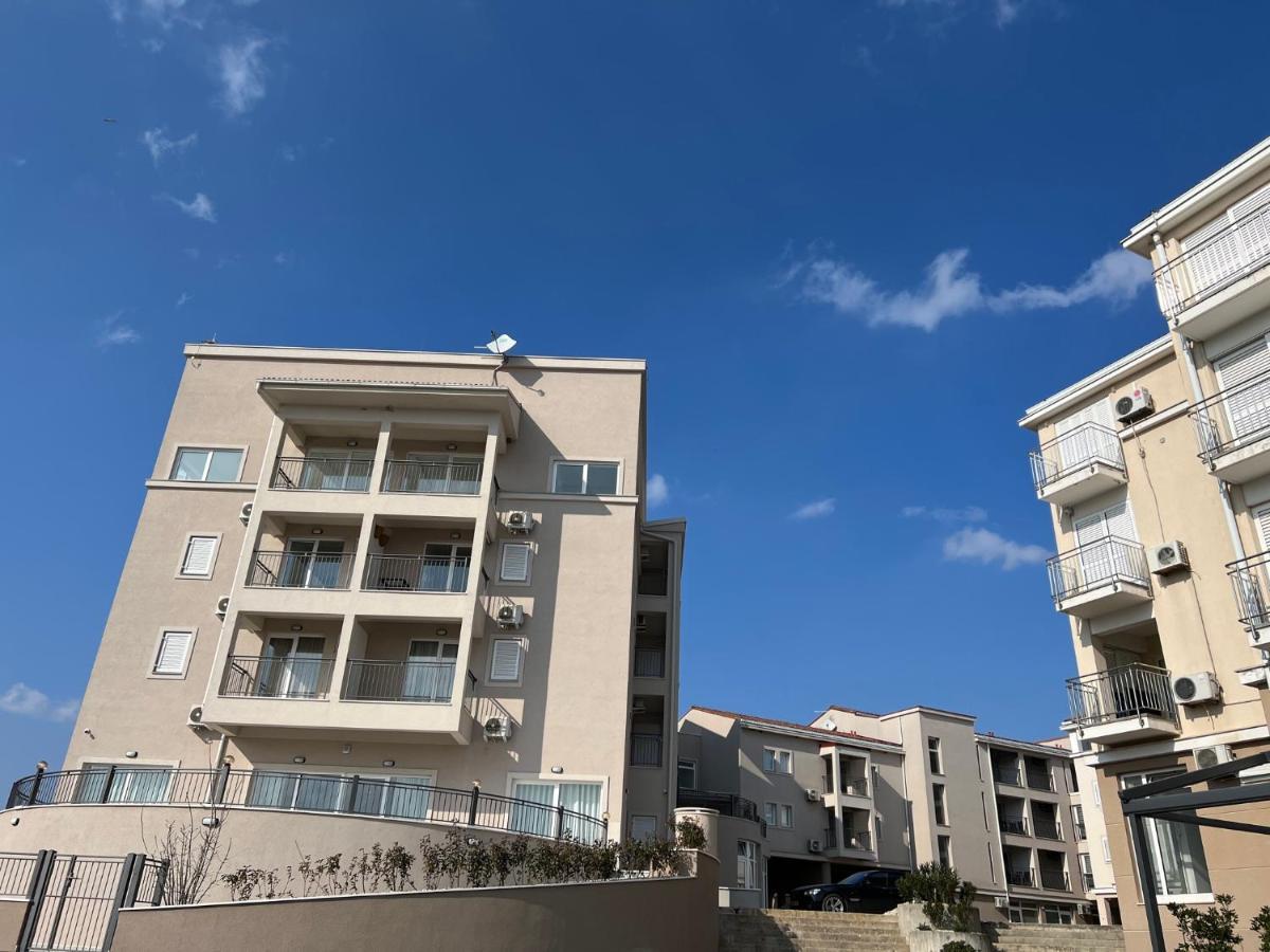 Studio Apartment Marina Mel Novi Vinodolski Bagian luar foto